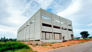 Construção de estrutura comercial em Aparecida de Goiânia